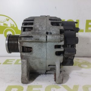 Alternador Renault Captur 2.0 (06045943)