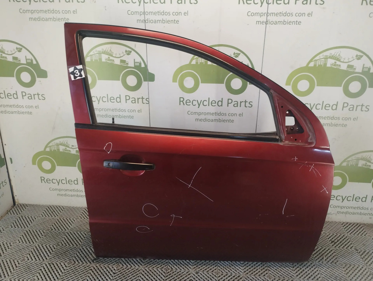 Puerta Delantera Derecha Chevrolet Aveo (06856028)