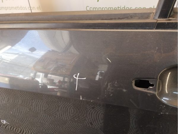 Puerta Trasera Izquierda Peugeot 408 (05832875)