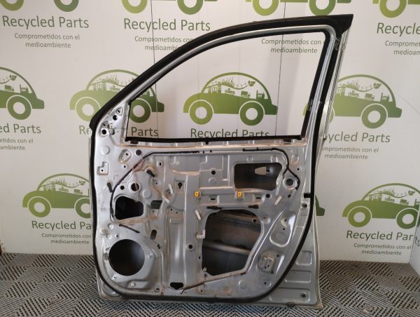 Puerta Delantera Derecha Toyota Hilux Ln (04736848)