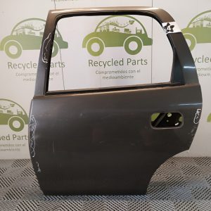 Puerta Trasera Izquierda Chevrolet Corsa (05237392)
