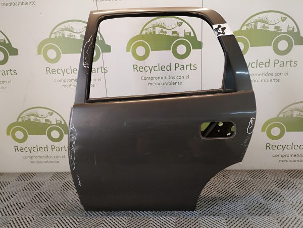 Puerta Trasera Izquierda Chevrolet Corsa (05237392)