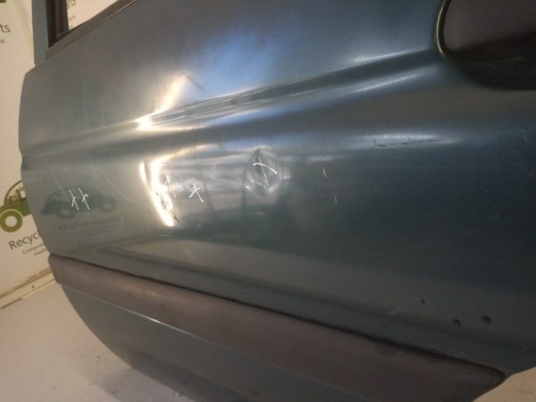 Puerta Trasera Izquierda Ford Escort (03362632)