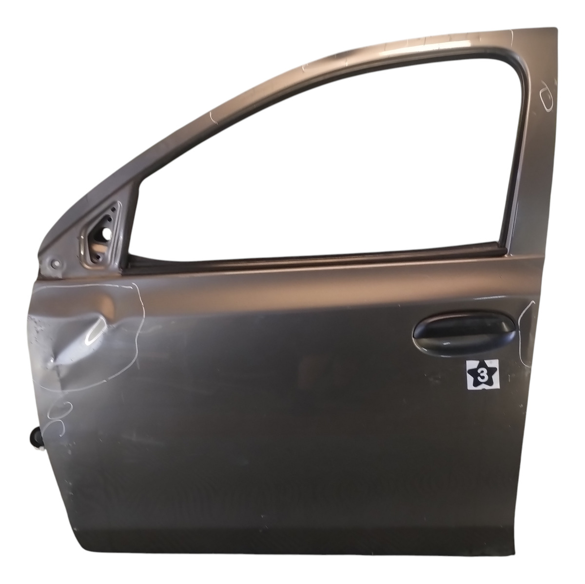 Puerta Delantera Izquierda Toyota Etios (05938177)