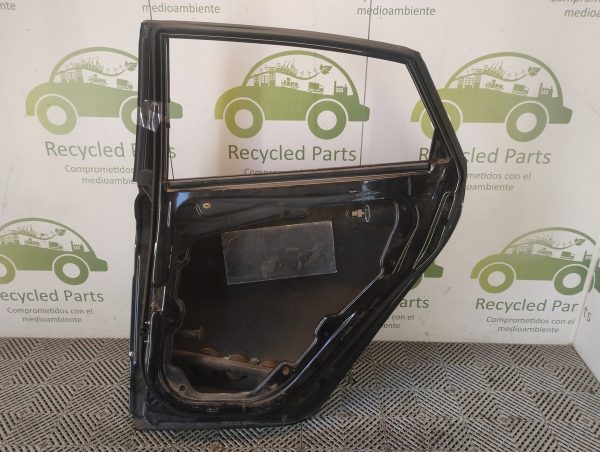 Puerta Trasera Derecha Ford Fiesta Kd 4p (05525407)
