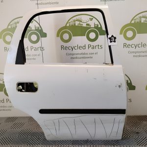 Puerta Trasera Derecha Chevrolet Corsa (04960769)