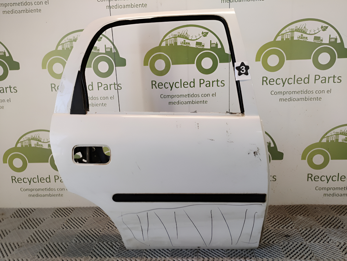 Puerta Trasera Derecha Chevrolet Corsa (04960769)