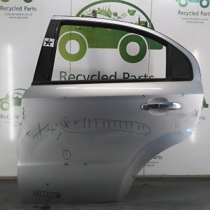 Puerta Trasera Izquierda Chevrolet Aveo (04513764)