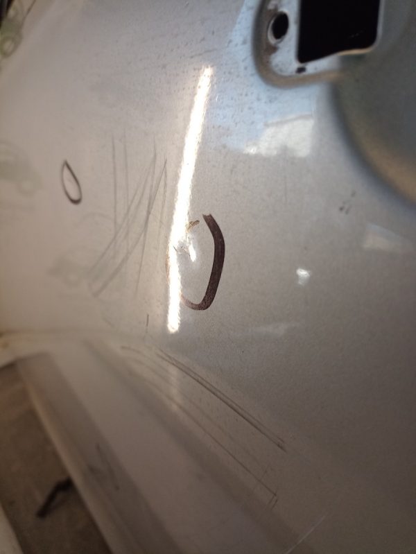 Puerta Delantera Izquierda Vw Vento Lv (04435380) Lp