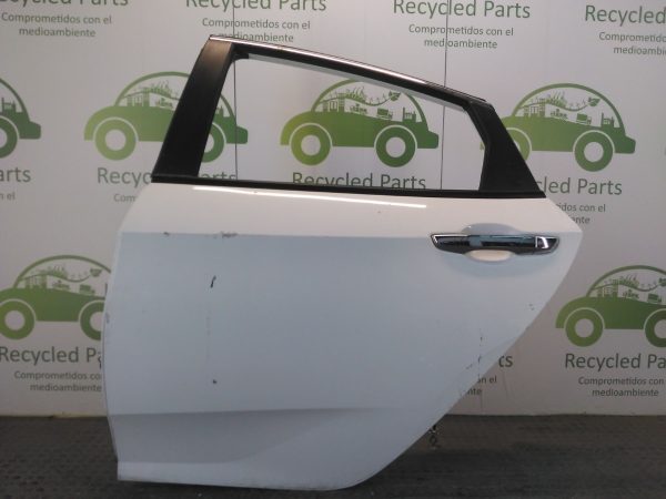 Puerta Trasera Izquierda Honda Civic 10ma (02173739)