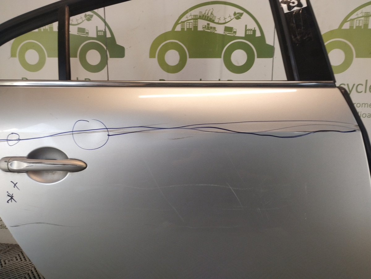 Puerta Trasera Derecha Renault Fluence (06455291)