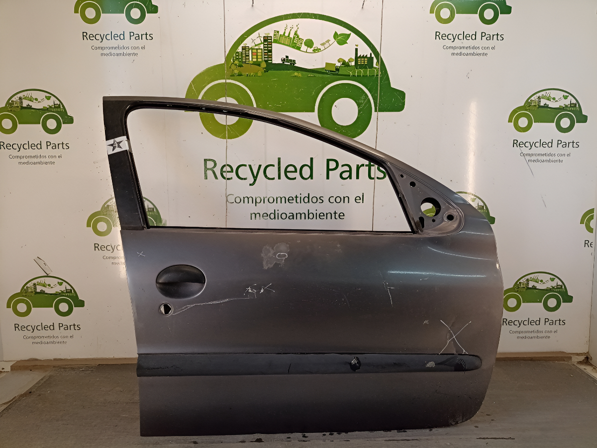 Puerta Delantera Derecha Peugeot 206 (04019502)