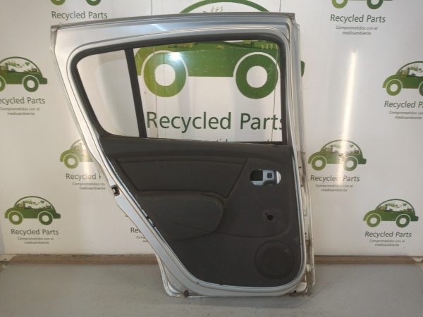 Puerta Trasera Izquierda Renault Sandero (03815116)