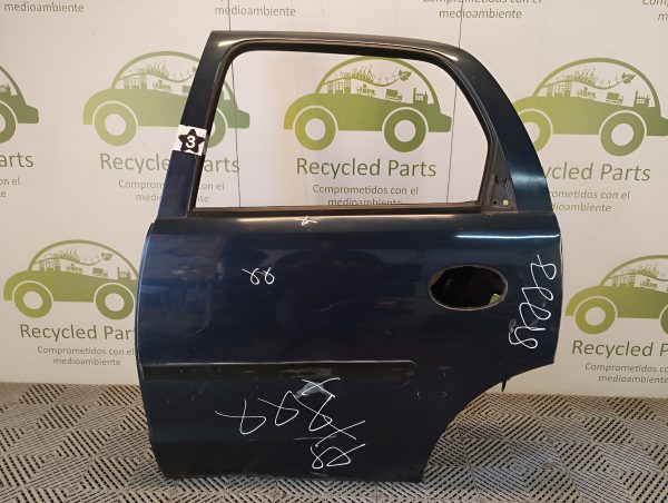 Puerta Trasera Izquierda Chevrolet Corsa 2 (05214083)