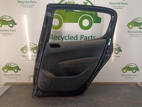 Puerta Trasera Derecha Peugeot 308 (04415685)