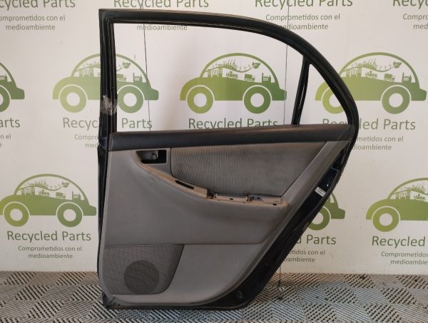 Puerta Trasera Derecha Toyota Corolla G9 (04666094)