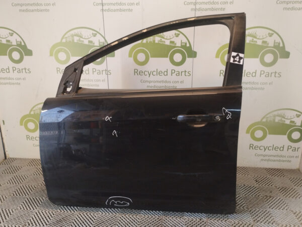Puerta Delantera Izquierda Ford Focus 2 (05575043)