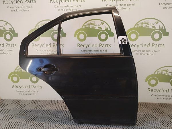 Puerta Trasera Derecha Vw Bora (05038215)