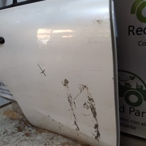 Puerta Trasera Derecha Nissan March (05622831) Lp