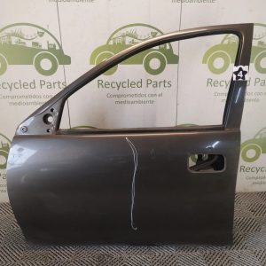 Puerta Delantera Izquierda Chevrolet Corsa (06117550)