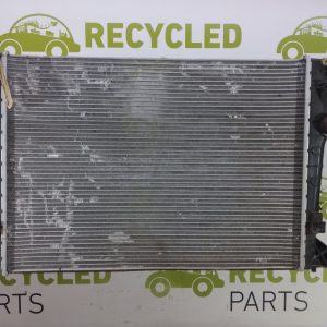 Radiador De Agua Chevrolet Onix 1.4 (05585842)