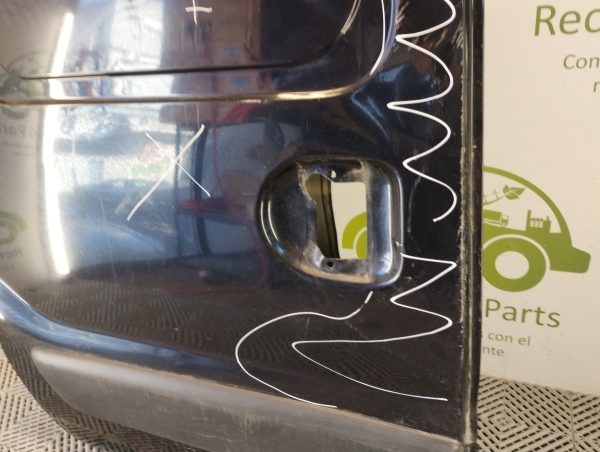 Puerta Trasera Derecha Renault Kangoo (04813422)