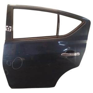 Puerta Trasera Izquierda Nissan Versa (06729860)