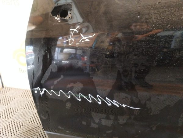 Puerta Delantera Izquierda Chevrolet Tracker (05632168)