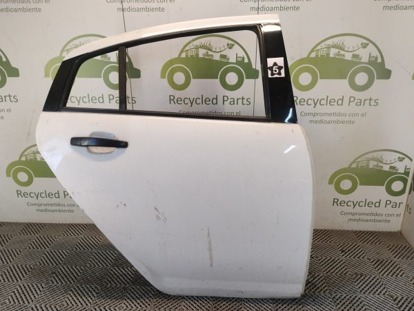 Puerta Trasera Derecha Chevrolet Agile (04891444)