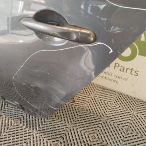 Puerta Trasera Izquierda Renault Fluence (04116632)