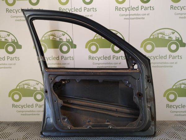 Puerta Delantera Izquierda Vw Bora (04720013)
