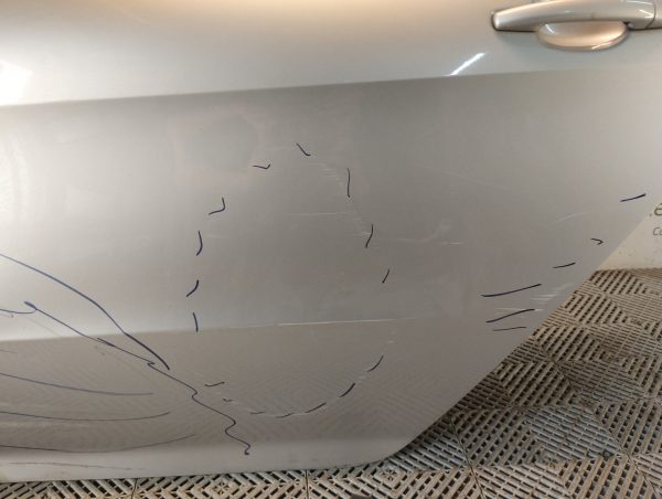Puerta Trasera Izquierda Peugeot 308 (06437914)