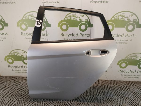 Puerta Trasera Izquierda Ford Fiesta Kd 5p (05909766)