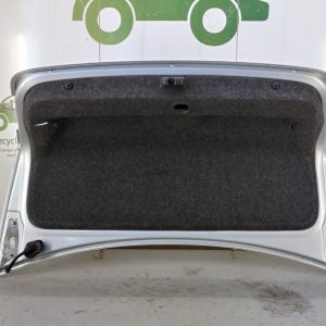 Tapa De Baul Vw Vento Lv (02914252)