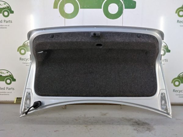 Tapa De Baul Vw Vento Lv (02914252)
