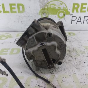 Compresor De A/a Vw Gol 1.6 (06304899)