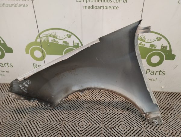 Guardabarro Derecho Ford Ecosport Kinetic (05061861)