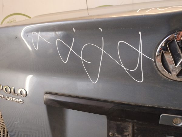 Tapa De Baul Vw Polo (05034428)