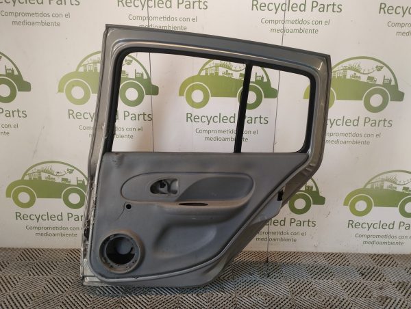 Puerta Trasera Derecha Renault Clio 2 (06133214)