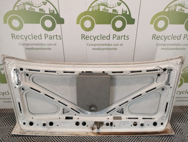 Tapa De Baul Bmw 316 (03285592)