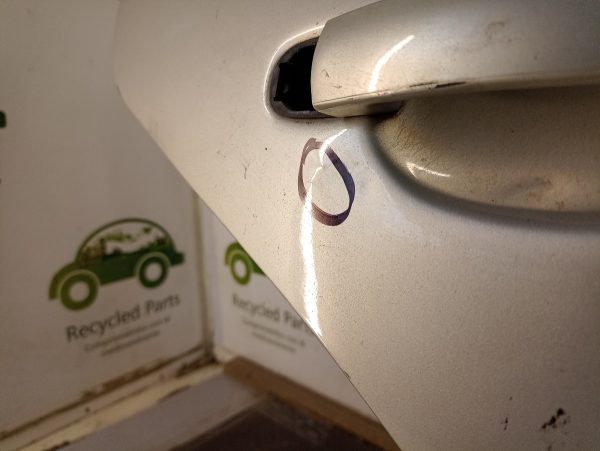 Puerta Trasera Derecha Vw Bora (04608019)