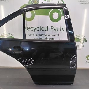 Puerta Trasera Derecha Vw Bora (04245395)