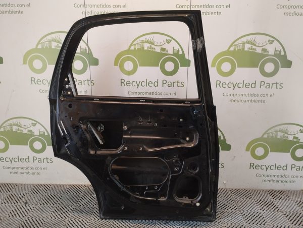 Puerta Trasera Izquierda Chevrolet Corsa 2 (05402764)