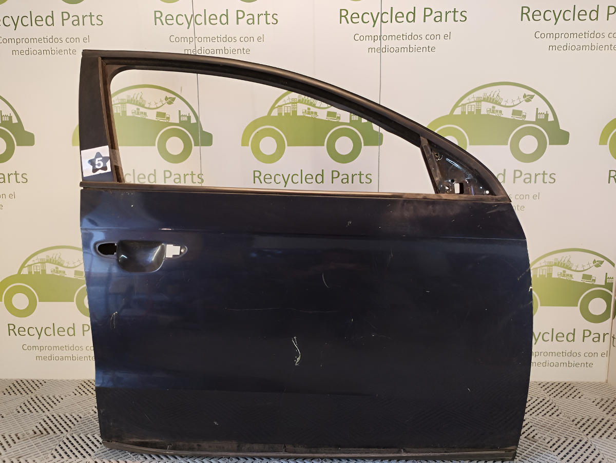 Puerta Delantera Derecha Vw Passat B6 (01560048)