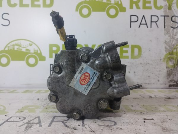 Compresor De A/a Peugeot 2008 1.6 Thp (05607431)