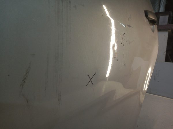 Puerta Trasera Izquierda Renault Sandero (03815116)