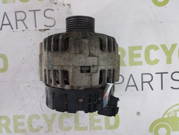 Alternador Peugeot 207 1.4 (05884878)