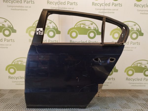 Puerta Trasera Izquierda Vw Passat B6 (04052267)