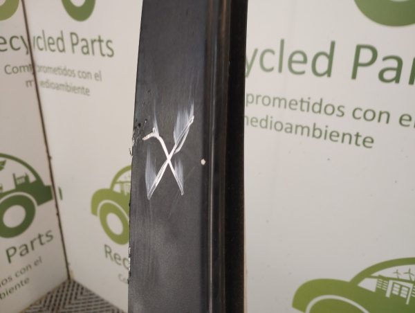 Puerta Delantera Derecha Chevrolet Corsa (04901871)