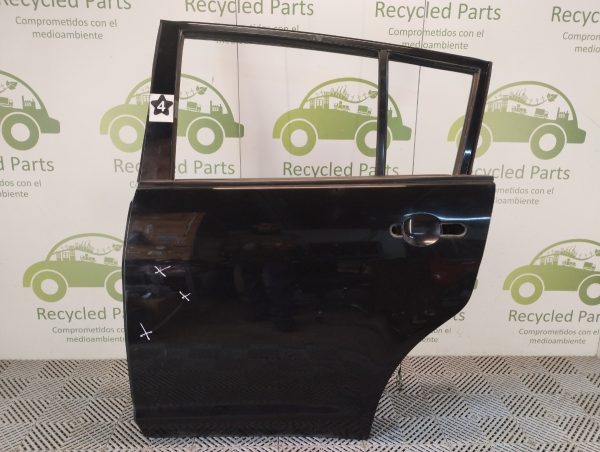 Puerta Trasera Izquierda Nissan Tiida 5p (04931403) Lp
